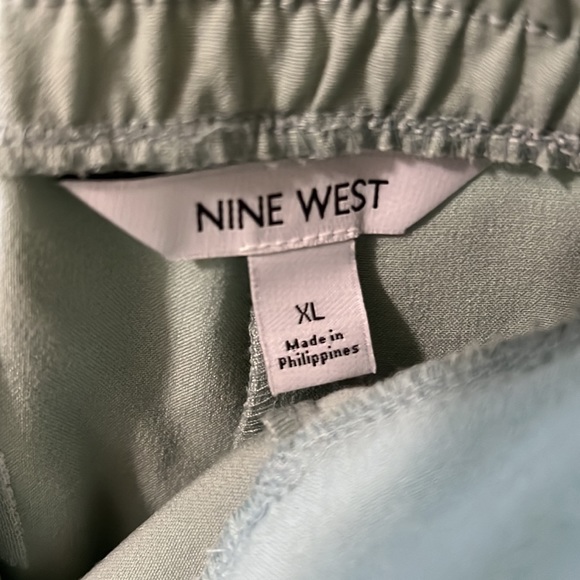 Nine West Women’s Elastic-Cuff Relaxed Jogger Pant Mint XL Mid Rise Loose Fit - Picture 9 of 10